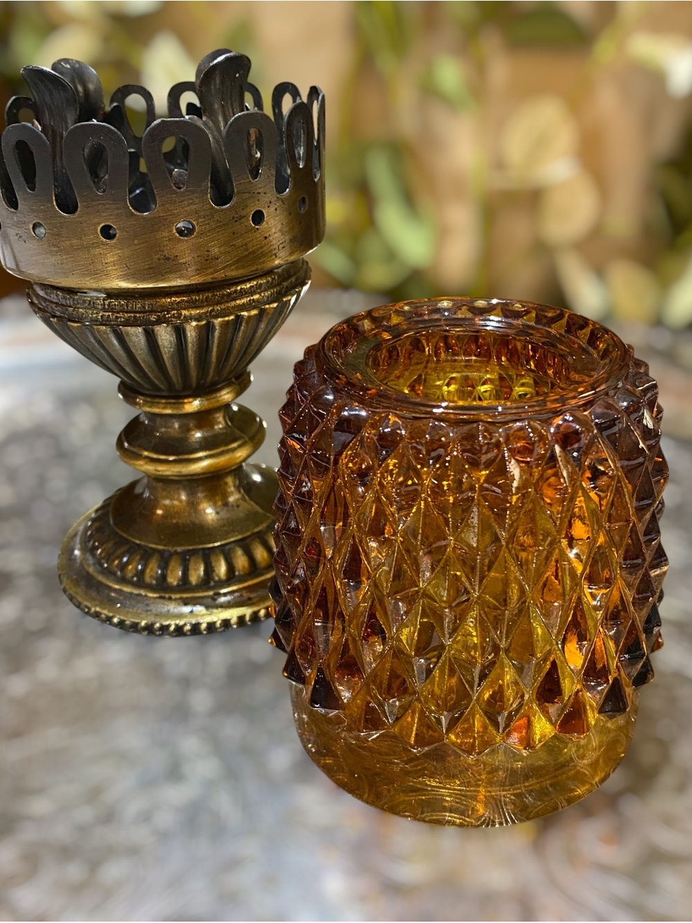 Vintage Fairy Lamp Amber Diamond Point Indiana Glass Brass Base Gorgeous - Picture 7 of 11